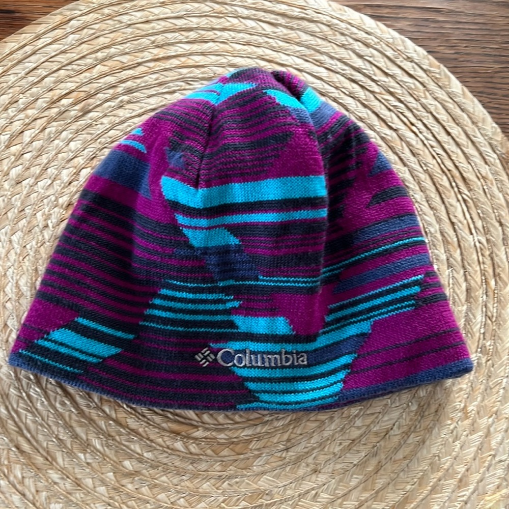 Columbia Knit Youth Beanie Toque Hat Size Small
